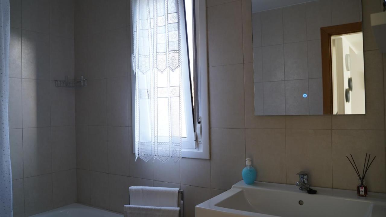 דירות Solares Style Vistas Al Rio Miera מראה חיצוני תמונה