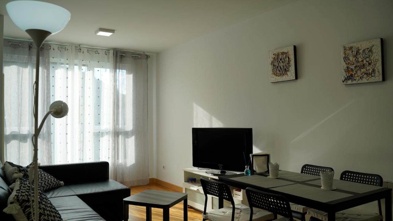 דירות Solares Style Vistas Al Rio Miera מראה חיצוני תמונה